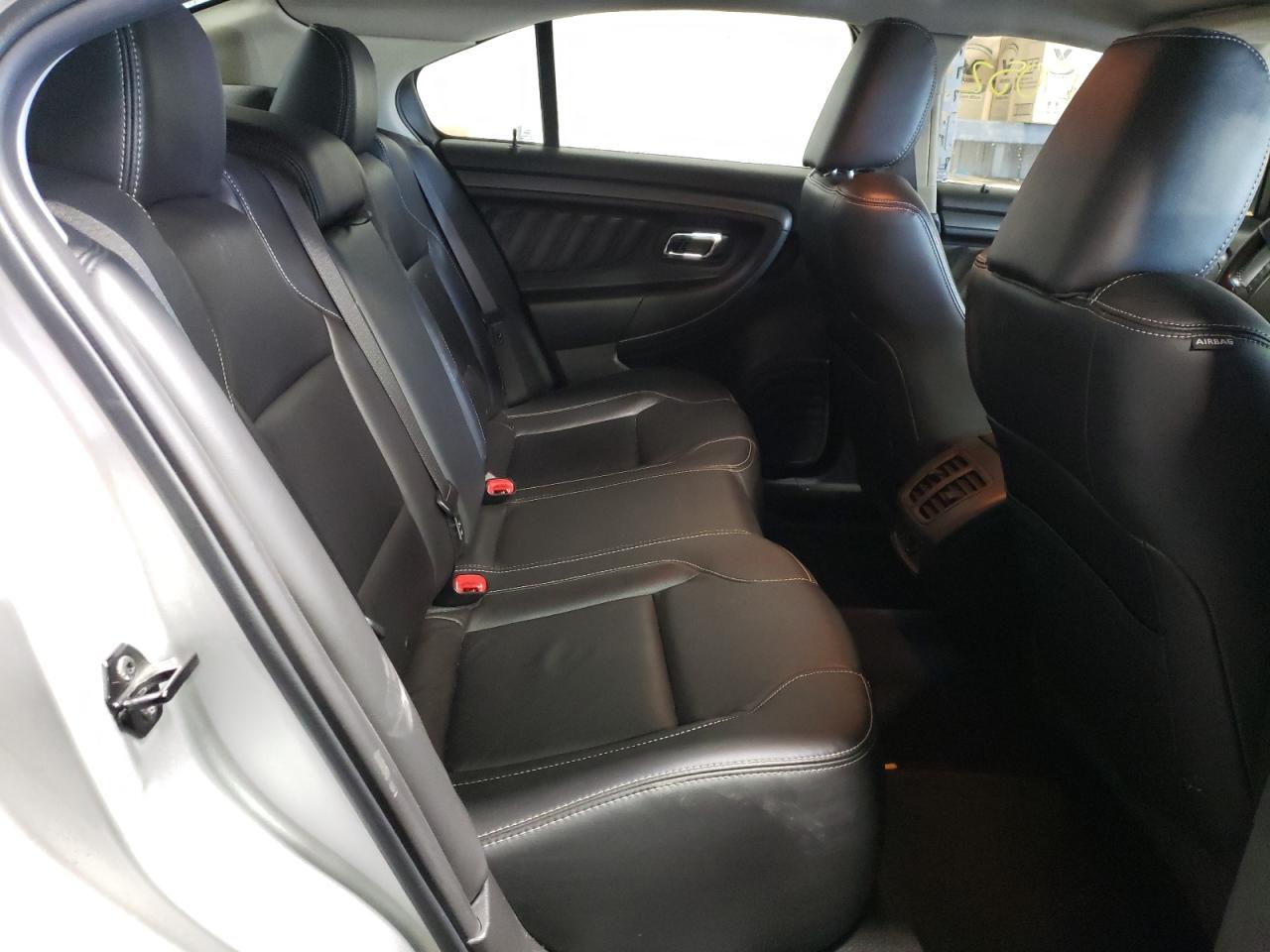 Photo 6 from auction – 2010 FORD TAURUS SEL with VIN 1FAHP2EW0AG149000