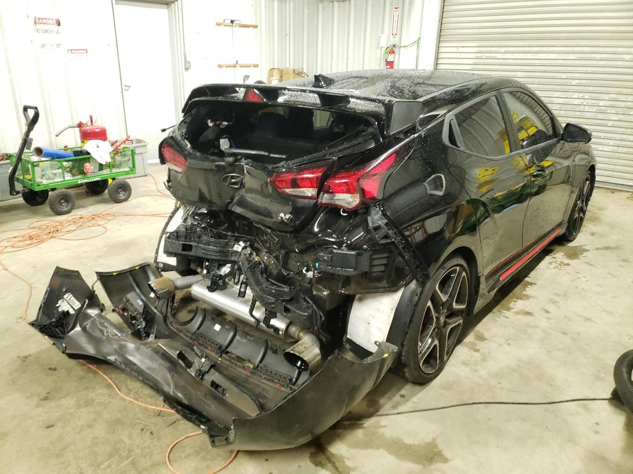 Photo 4 from auction – 2022 HYUNDAI VELOSTER N with VIN KMHT36AH8NU012095
