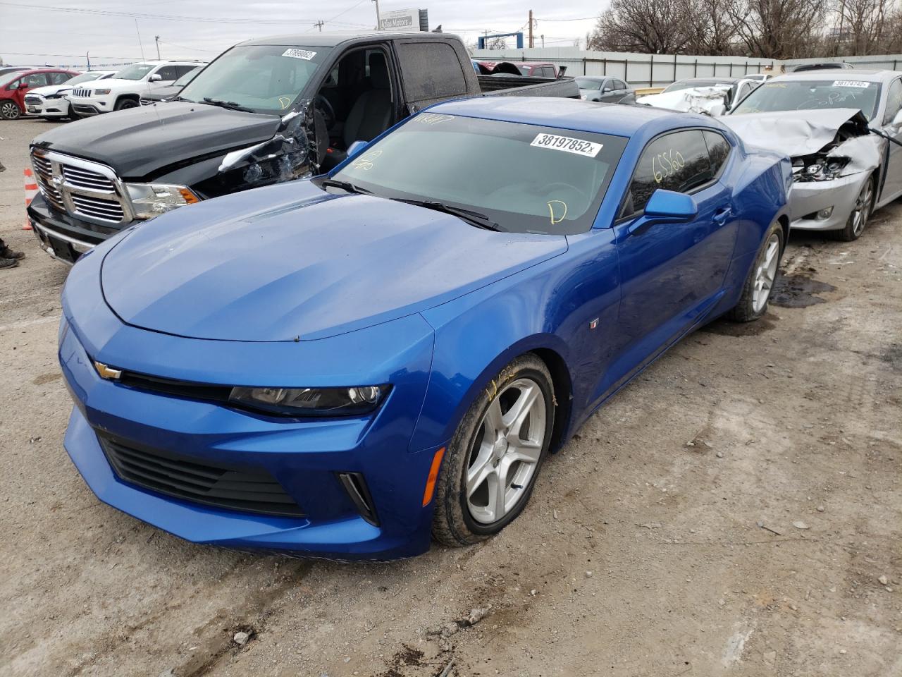 Photo 2 from auction – 2018 CHEVROLET CAMARO LT with VIN 1G1FB1RX2J0111847