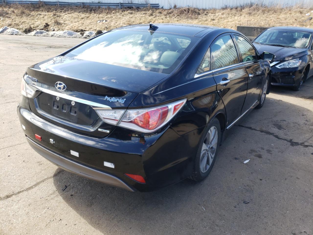 Photo 4 from auction – 2015 HYUNDAI SONATA HYB with VIN KMHEC4A43FA128219