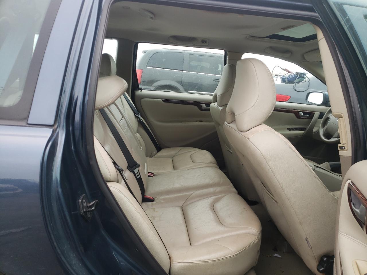 Photo 6 from auction – 2006 VOLVO V70 with VIN YV1SW640162575106