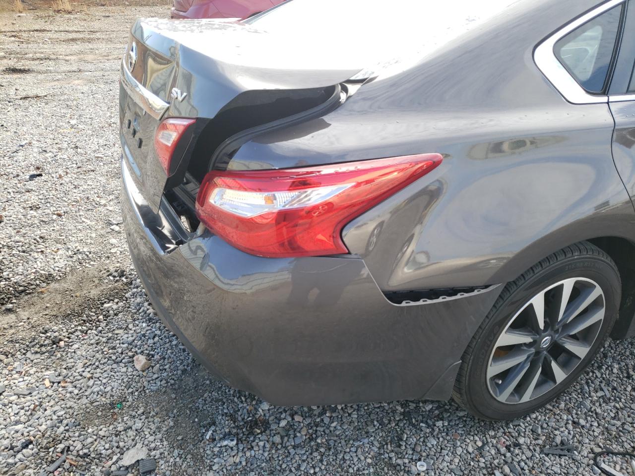 Photo 9 from auction – 2016 NISSAN ALTIMA 2.5 with VIN 1N4AL3AP1GC152540