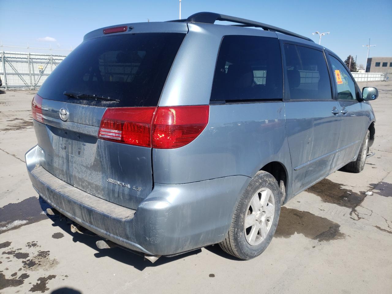 Photo 4 from auction – 2005 TOYOTA SIENNA CE with VIN 5TDZA23C85S364113