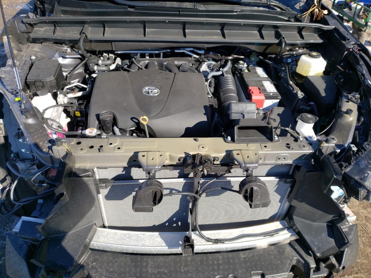 Photo 7 from auction – 2021 TOYOTA HIGHLANDER with VIN 5TDFZRBH0MS160440