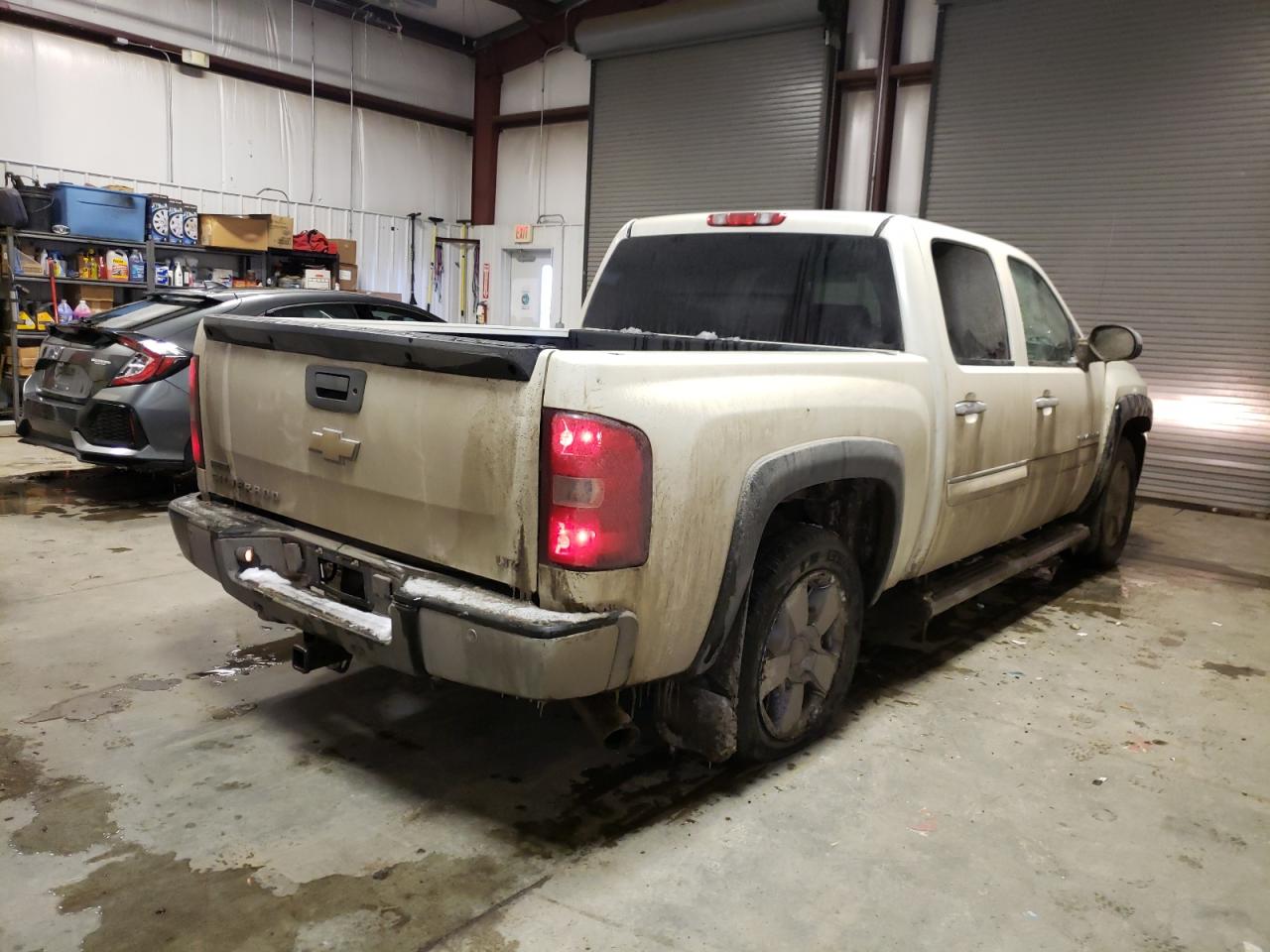 Photo 4 from auction – 2011 CHEVROLET SILVERADO with VIN 3GCPKTE31BG192217