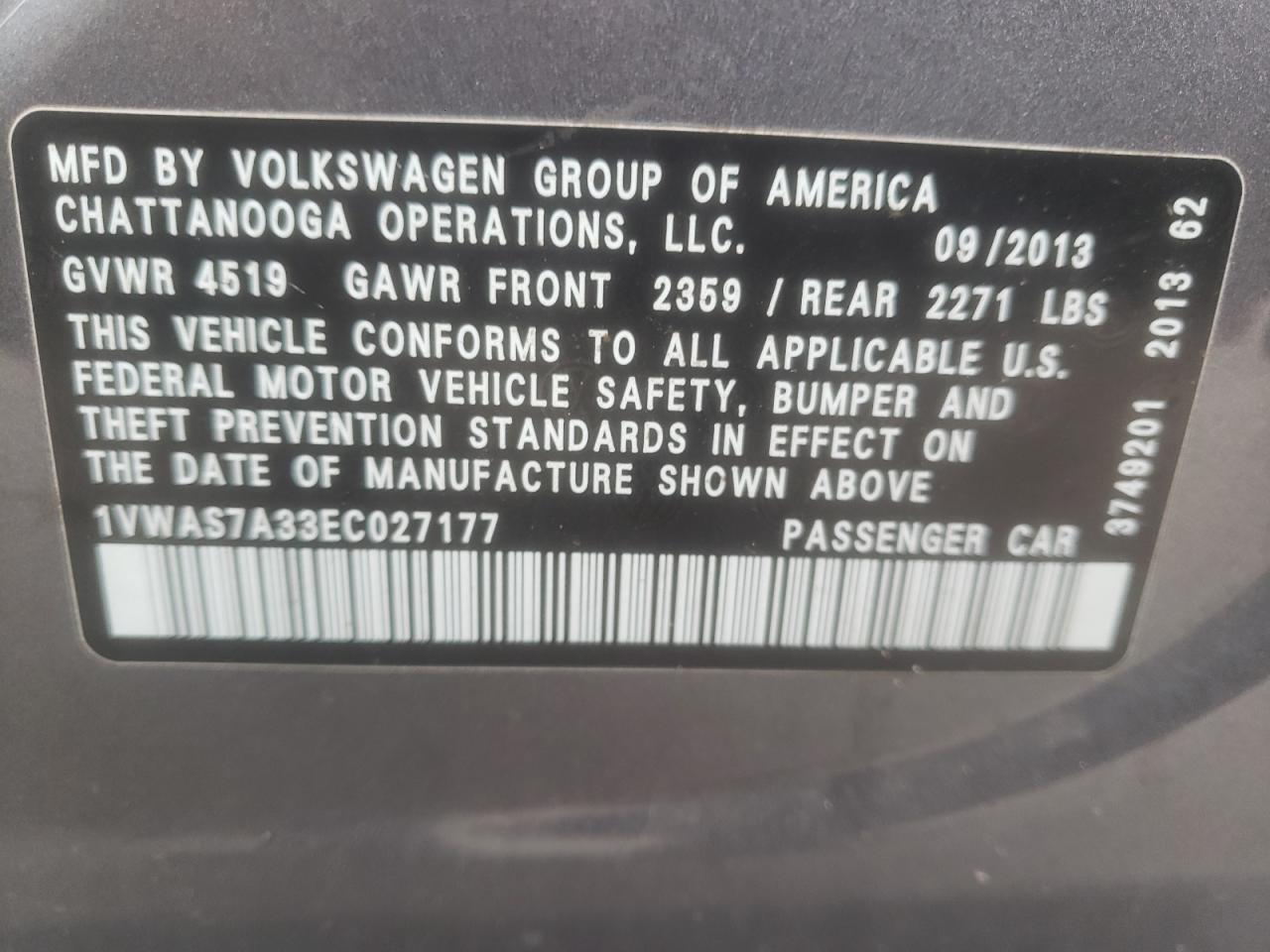 Photo 10 from auction – 2014 VOLKSWAGEN PASSAT S with VIN 1VWAS7A33EC027177