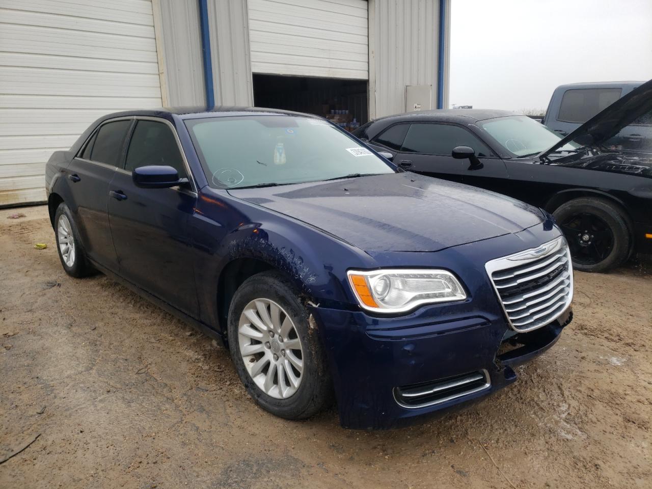 CHRYSLER 300 2014 with VIN 2C3CCAAG7EH335883 - Photo from auction