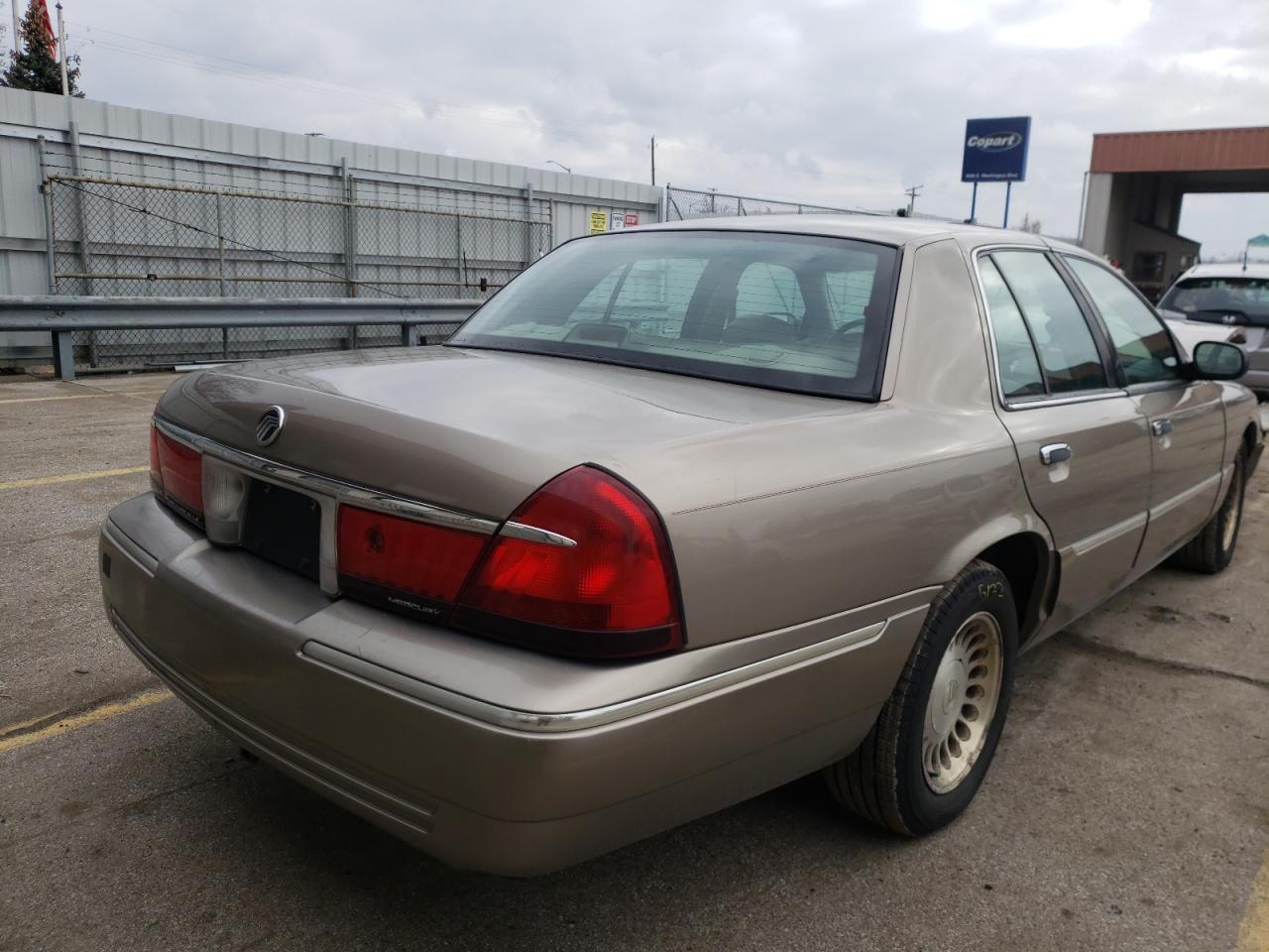 Photo 4 from auction – 2002 MERCURY GRAND MARQ with VIN 2MEFM75W72X640309