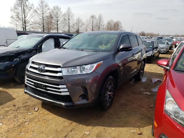 Photo 2 from auction – 2017 TOYOTA HIGHLANDER with VIN 5TDZZRFH2HS200983