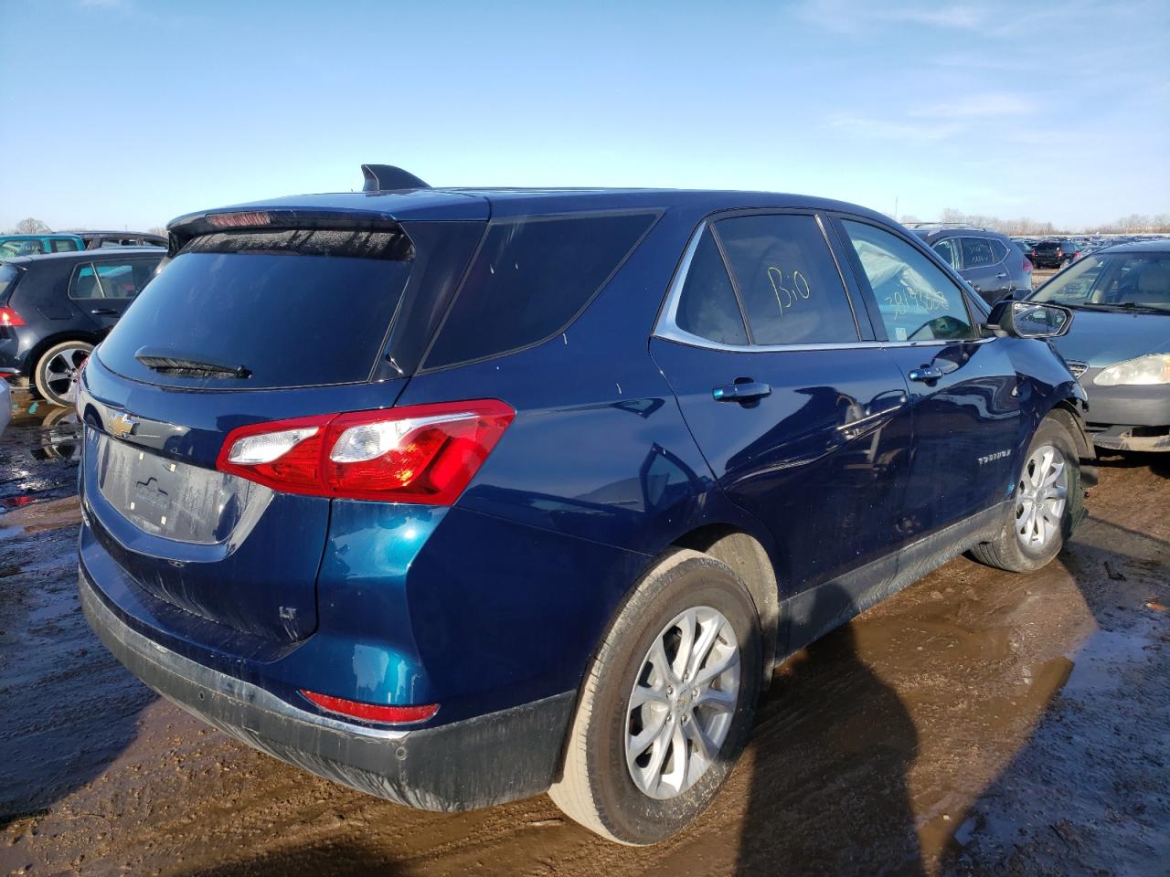 Photo 4 from auction – 2020 CHEVROLET EQUINOX LT with VIN 3GNAXKEVXLL339170