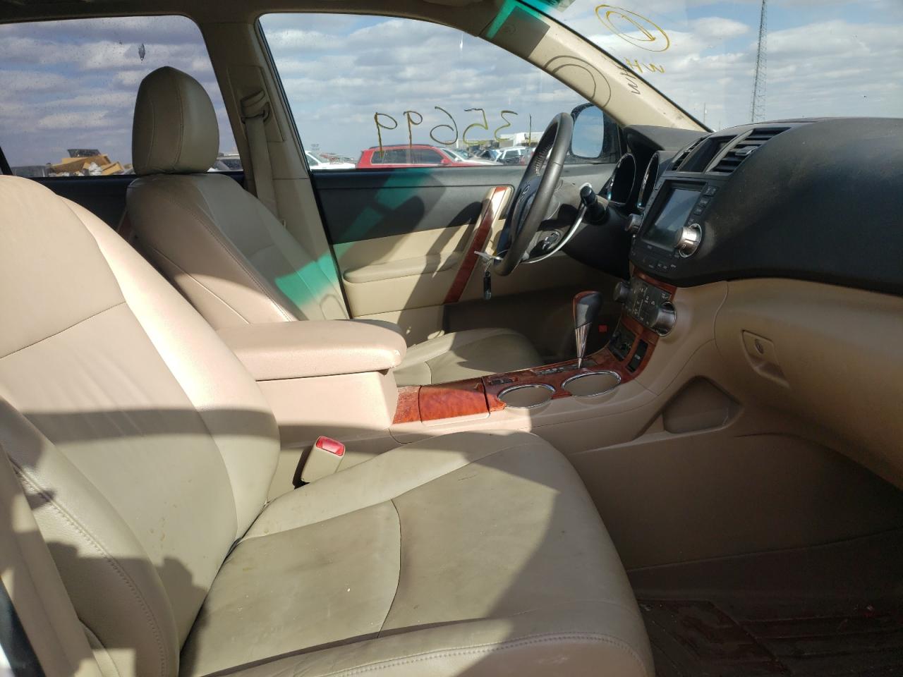 Photo 5 from auction – 2008 TOYOTA HIGHLANDER with VIN JTEDS42AX82055172