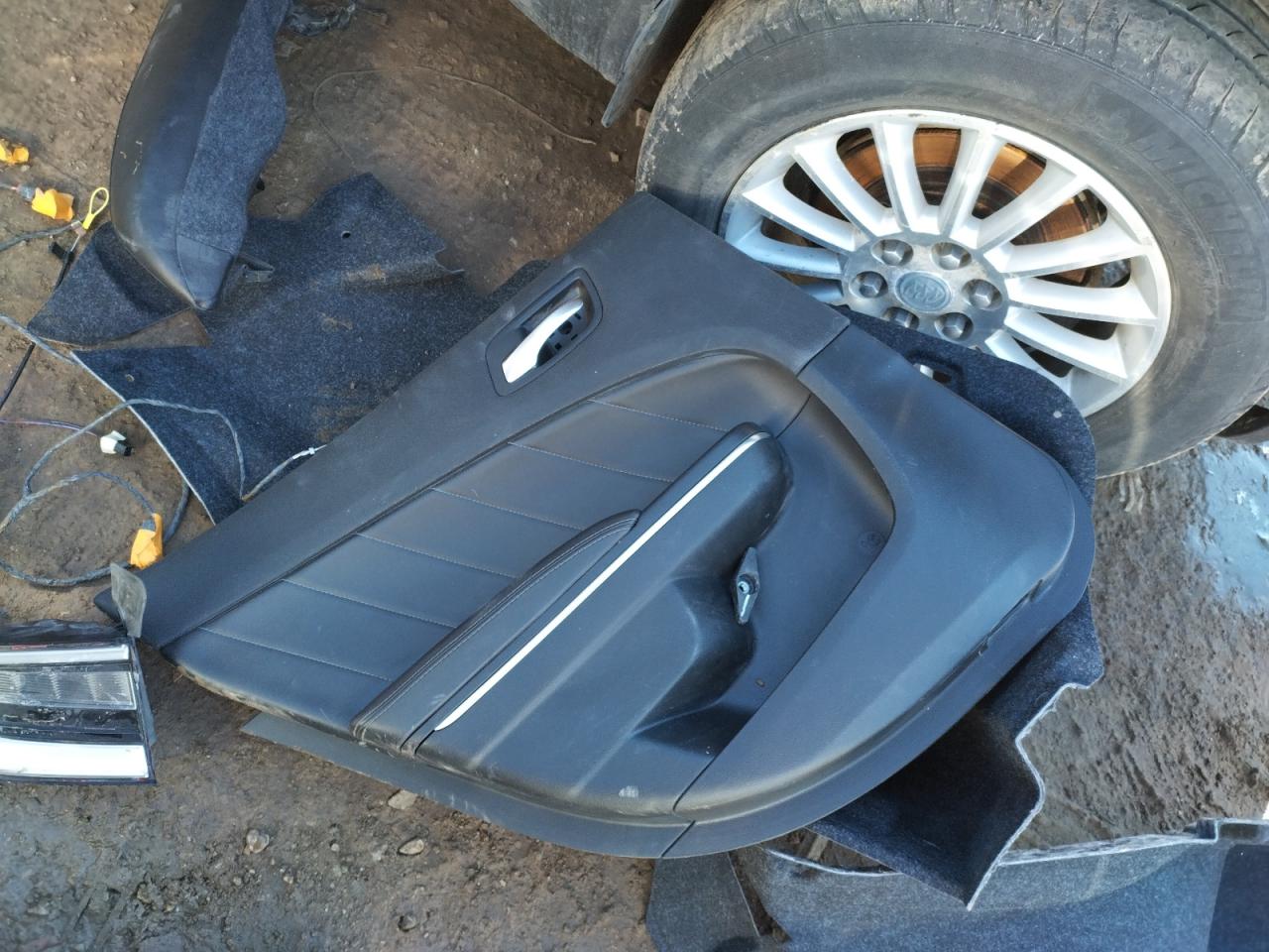 Photo 9 from auction – 2018 DODGE CHARGER GT with VIN 2C3CDXJG3JH189816