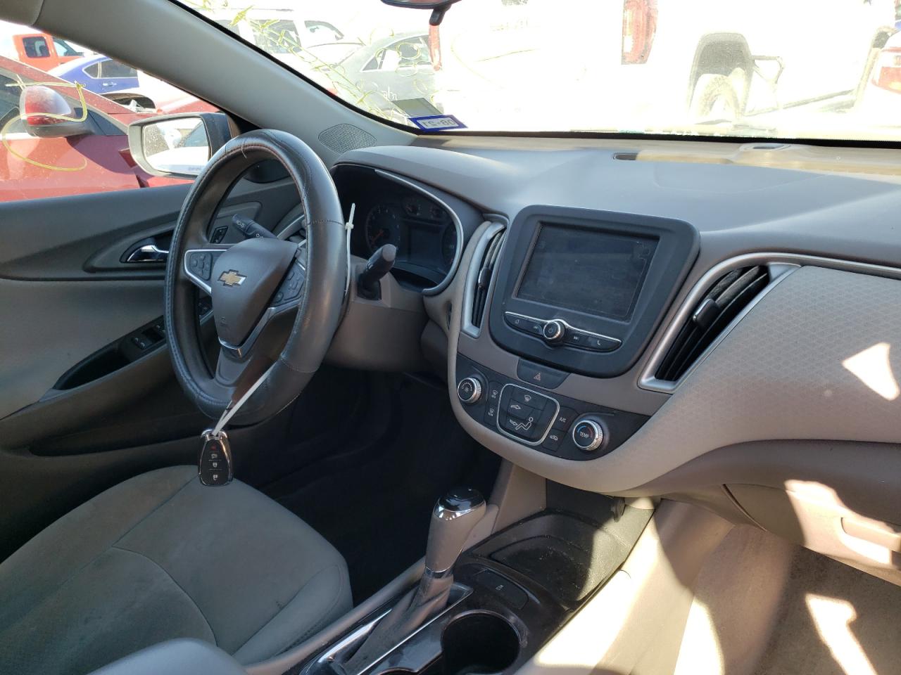 Photo 9 from auction – 2017 CHEVROLET MALIBU LS with VIN 1G1ZB5ST2HF291706