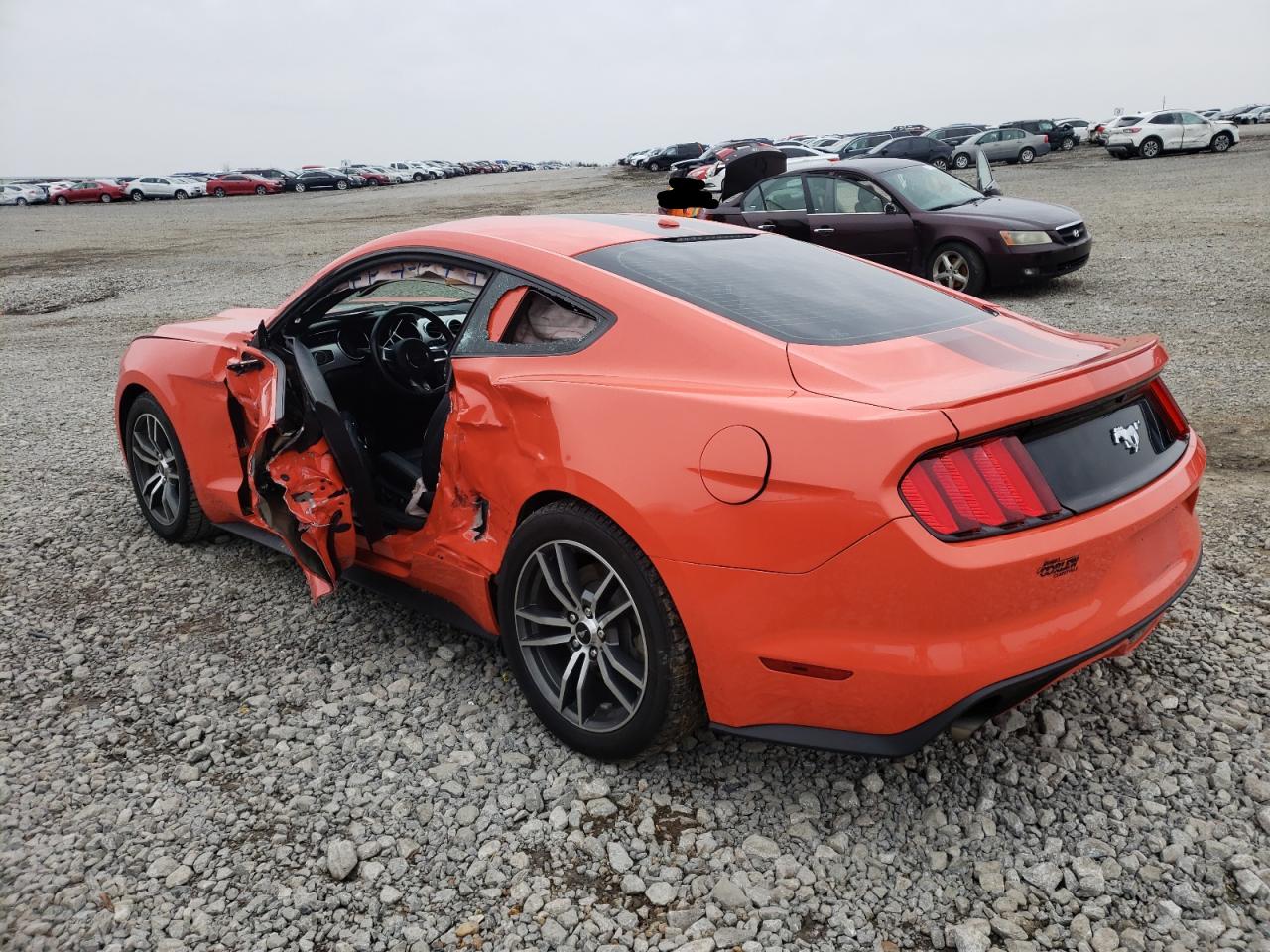 Photo 3 from auction – 2016 FORD MUSTANG with VIN 1FA6P8TH9G5201078