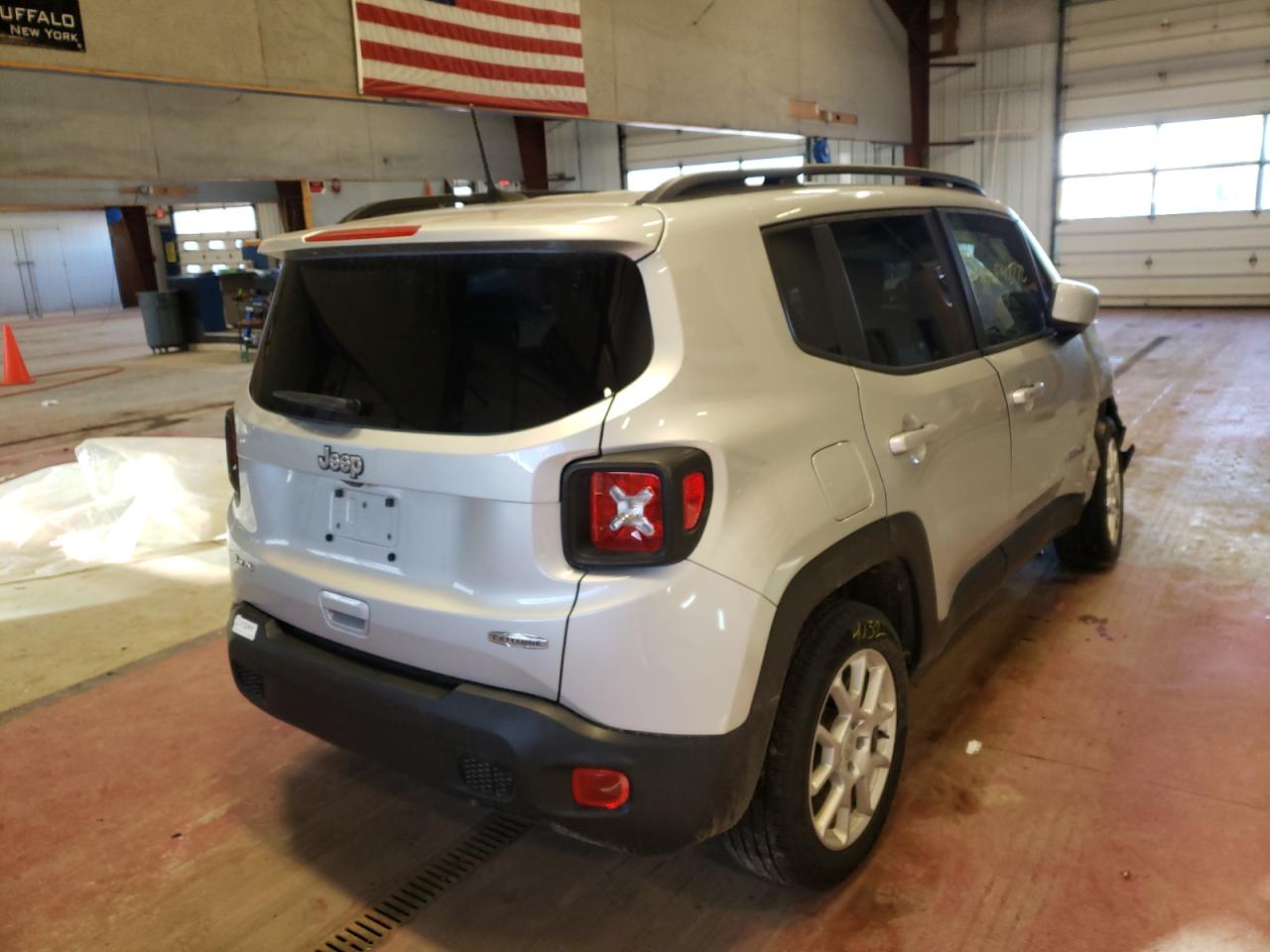 Photo 4 from auction – 2020 JEEP RENEGADE L with VIN ZACNJBBB0LPM00276