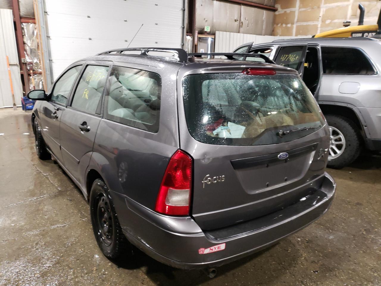 Photo 3 from auction – 2004 FORD FOCUS SE with VIN 1FAHP36314W140438