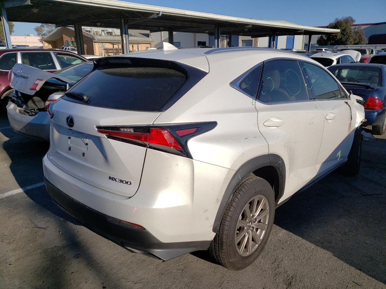 Photo 4 from auction – 2021 LEXUS NX 300 BAS with VIN JTJDARBZ3M5023986