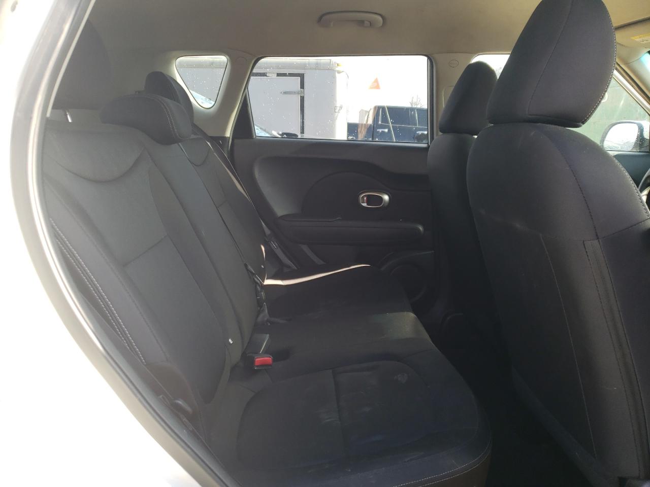 Photo 6 from auction – 2015 KIA SOUL with VIN KNDJN2A27F7236730