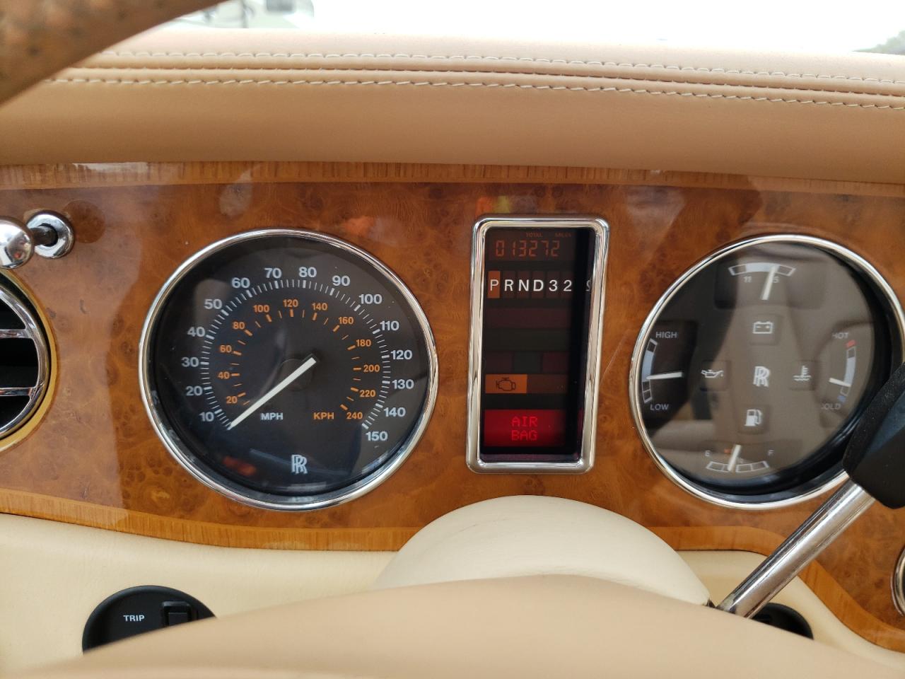 Photo 8 from auction – 2002 ROLLS-ROYCE CORNICHE with VIN SCAZK29EX2CX02007