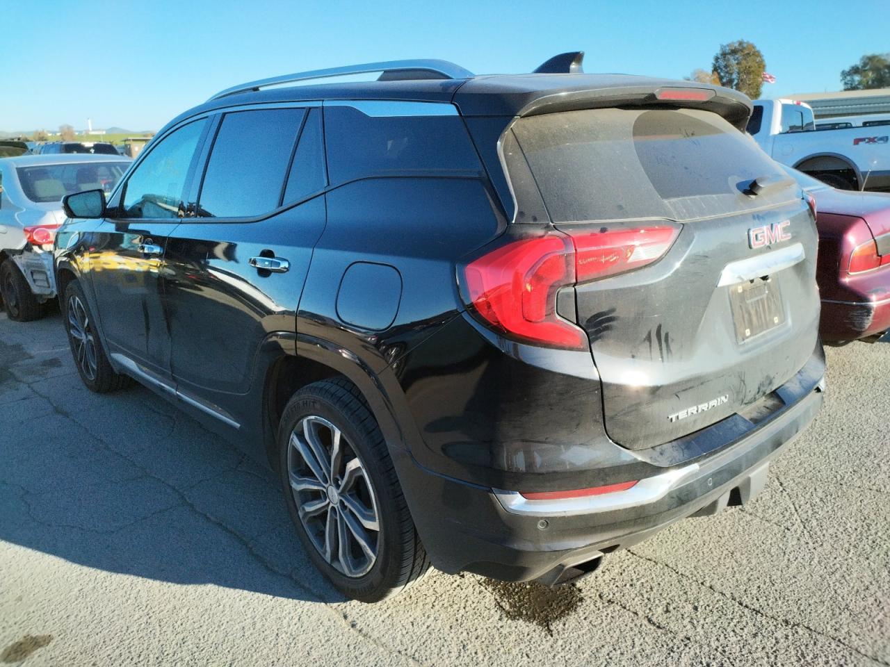 Photo 3 from auction – 2018 GMC TERRAIN DE with VIN 3GKALSEX0JL299799