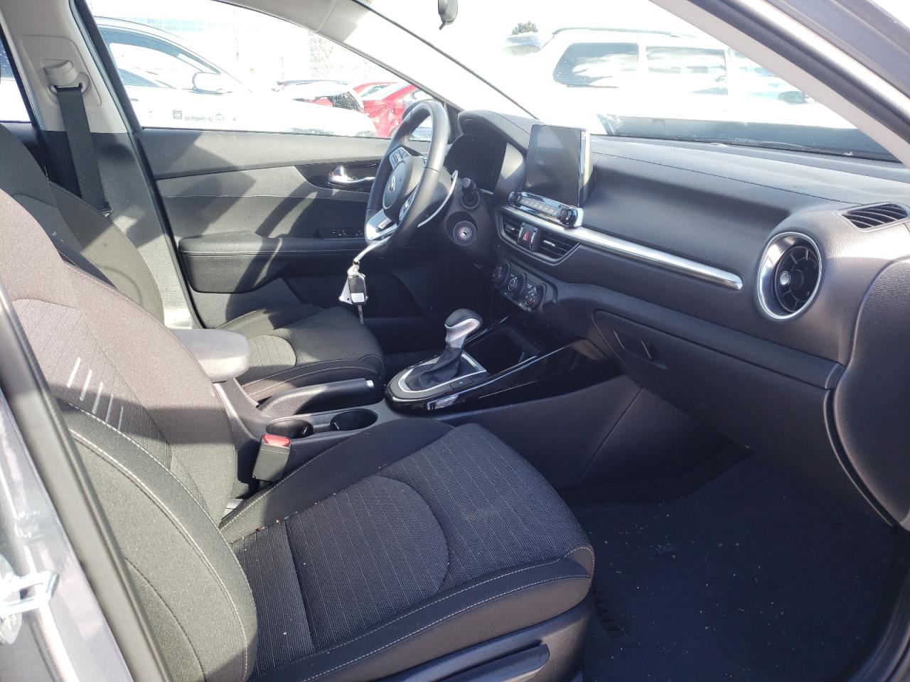 Photo 5 from auction – 2021 KIA FORTE EX with VIN 3KPF54AD0ME278060