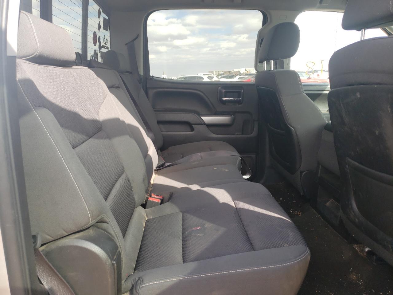 Photo 6 from auction – 2015 CHEVROLET SILVERADO with VIN 3GCUKREC0FG174741