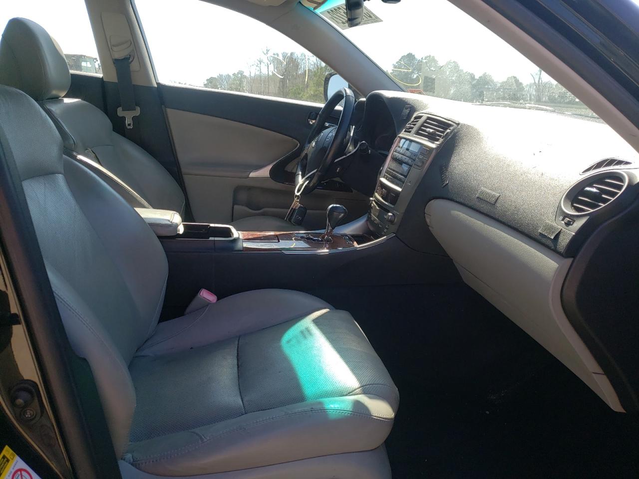 Photo 5 from auction – 2007 LEXUS IS 250 with VIN JTHCK262X75014222