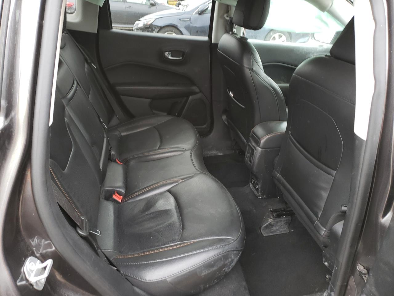 Photo 6 from auction – 2019 JEEP COMPASS LI with VIN 3C4NJDCB6KT669547