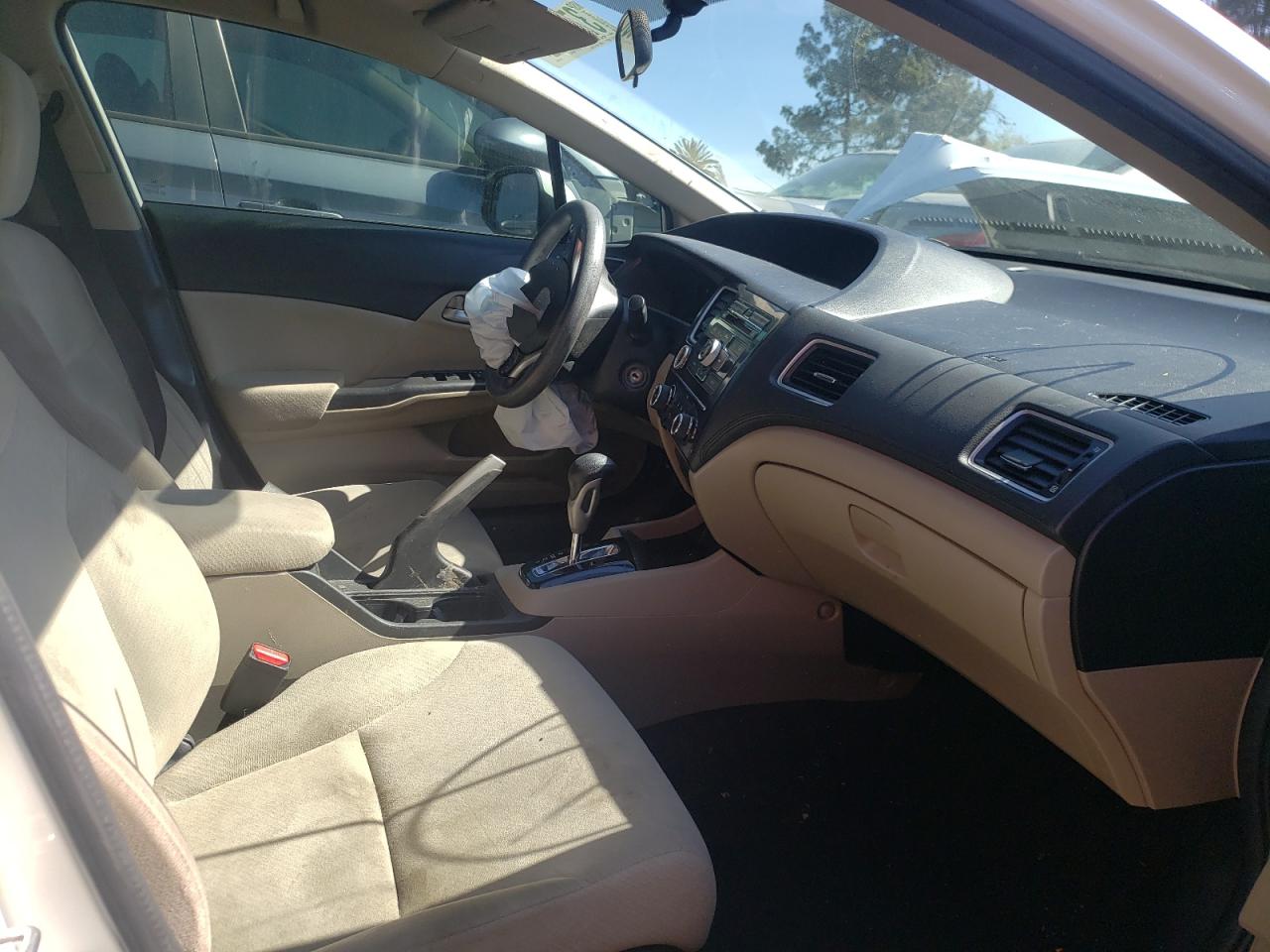Photo 5 from auction – 2013 HONDA CIVIC LX with VIN 2HGFB2F52DH508931