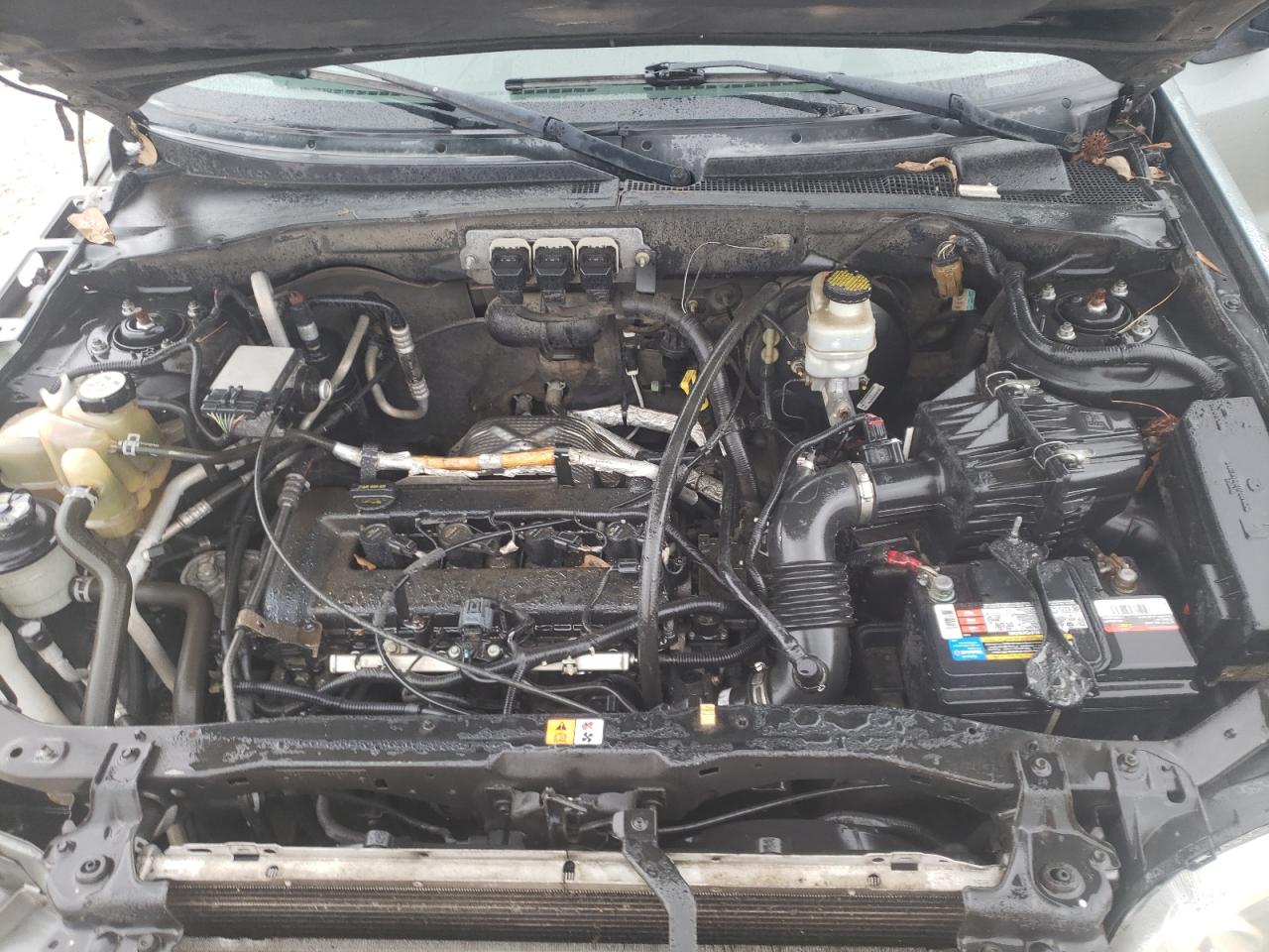 Photo 7 from auction – 2005 FORD ESCAPE XLS with VIN 1FMYU02Z25KC81468