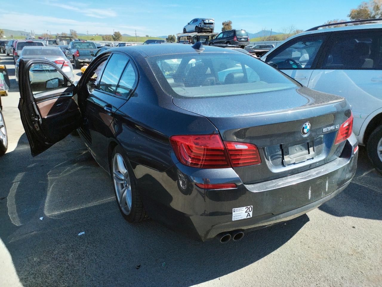 Photo 3 from auction – 2014 BMW 535 D with VIN WBAXA5C53ED691036