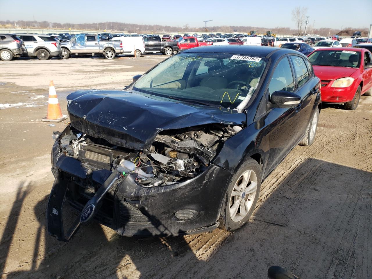 Photo 2 from auction – 2014 FORD FOCUS SE with VIN 1FADP3K23EL450007