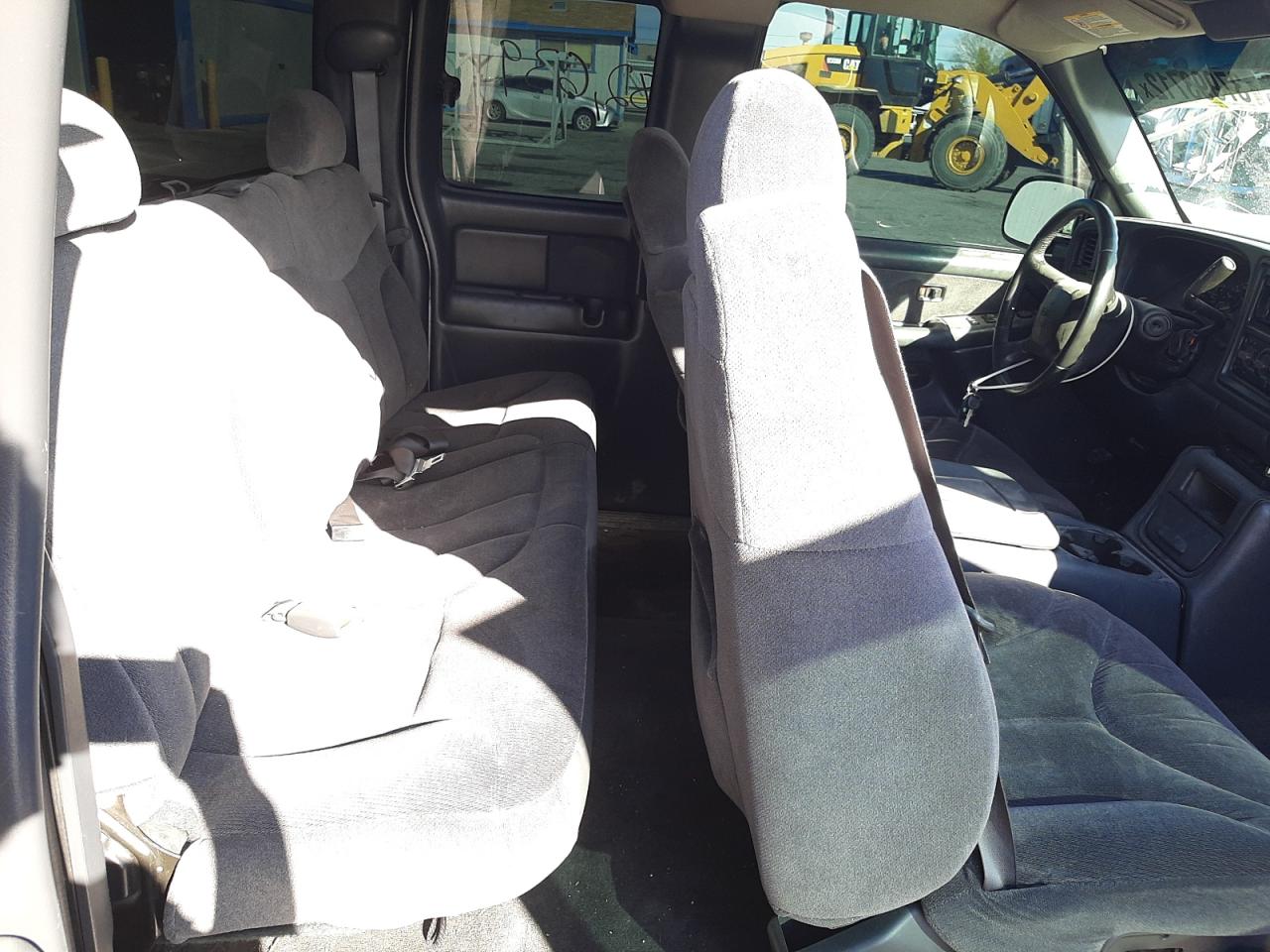 Photo 6 from auction – 2002 GMC NEW SIERRA with VIN 2GTEC19T521336377