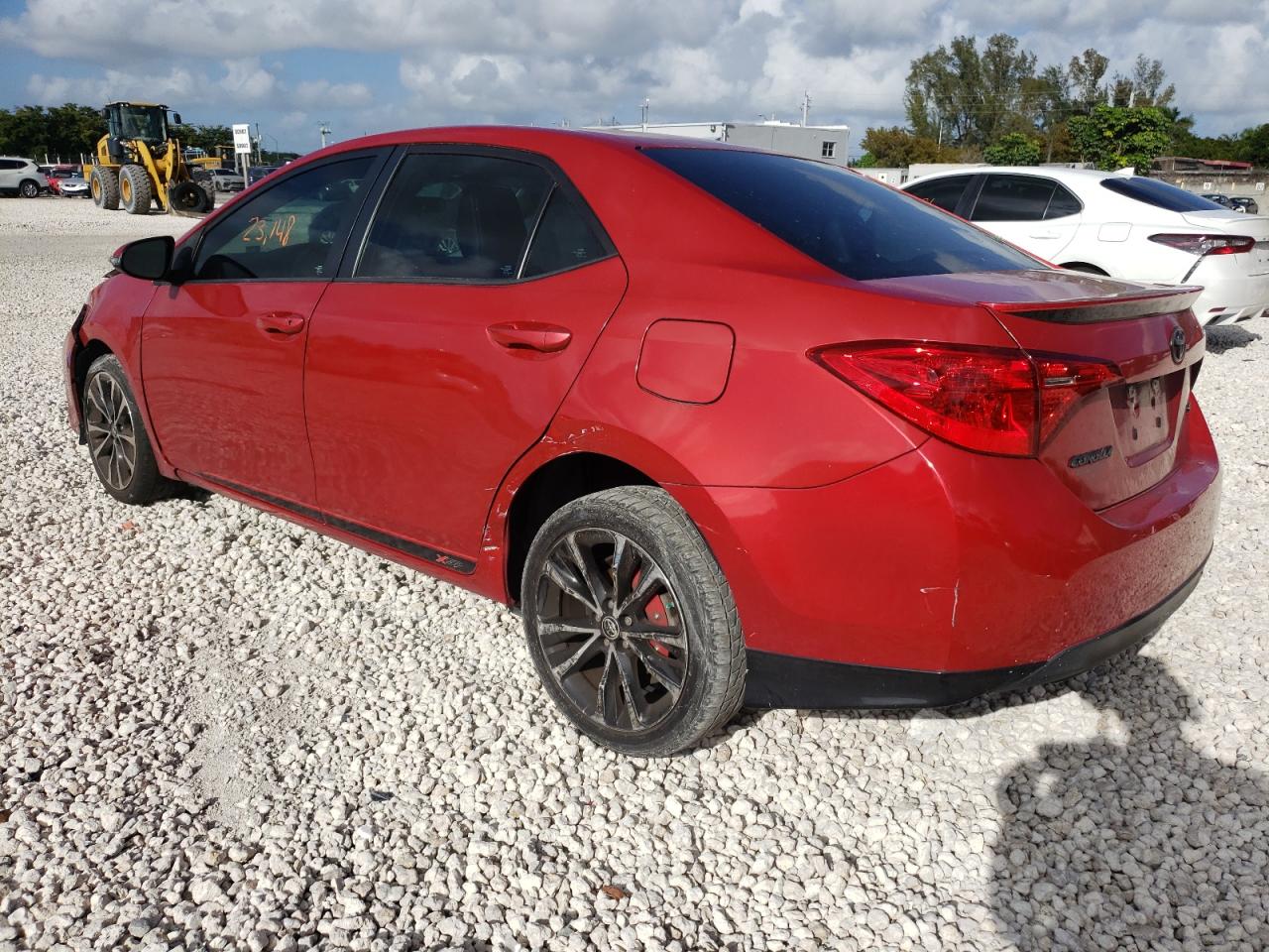Photo 3 from auction – 2017 TOYOTA COROLLA L with VIN 5YFBURHE5HP738640
