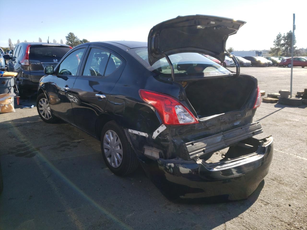Photo 3 from auction – 2012 NISSAN VERSA S with VIN 3N1CN7AP1CL855741