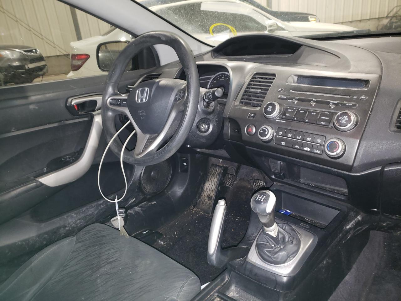Photo 9 from auction – 2007 HONDA CIVIC EX with VIN 2HGFG11897H012560