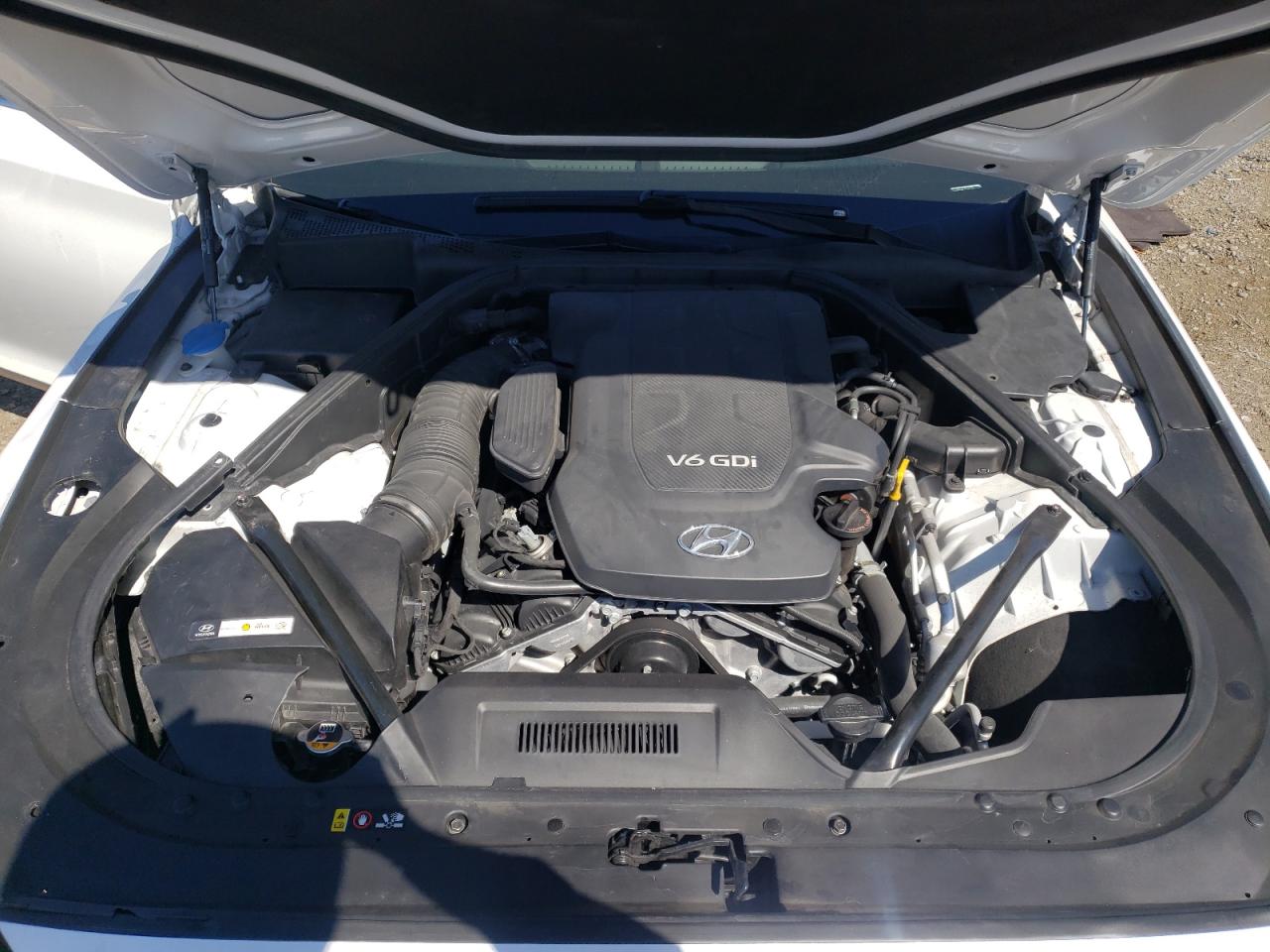 Photo 7 from auction – 2015 HYUNDAI GENESIS 3. with VIN KMHGN4JEXFU096458