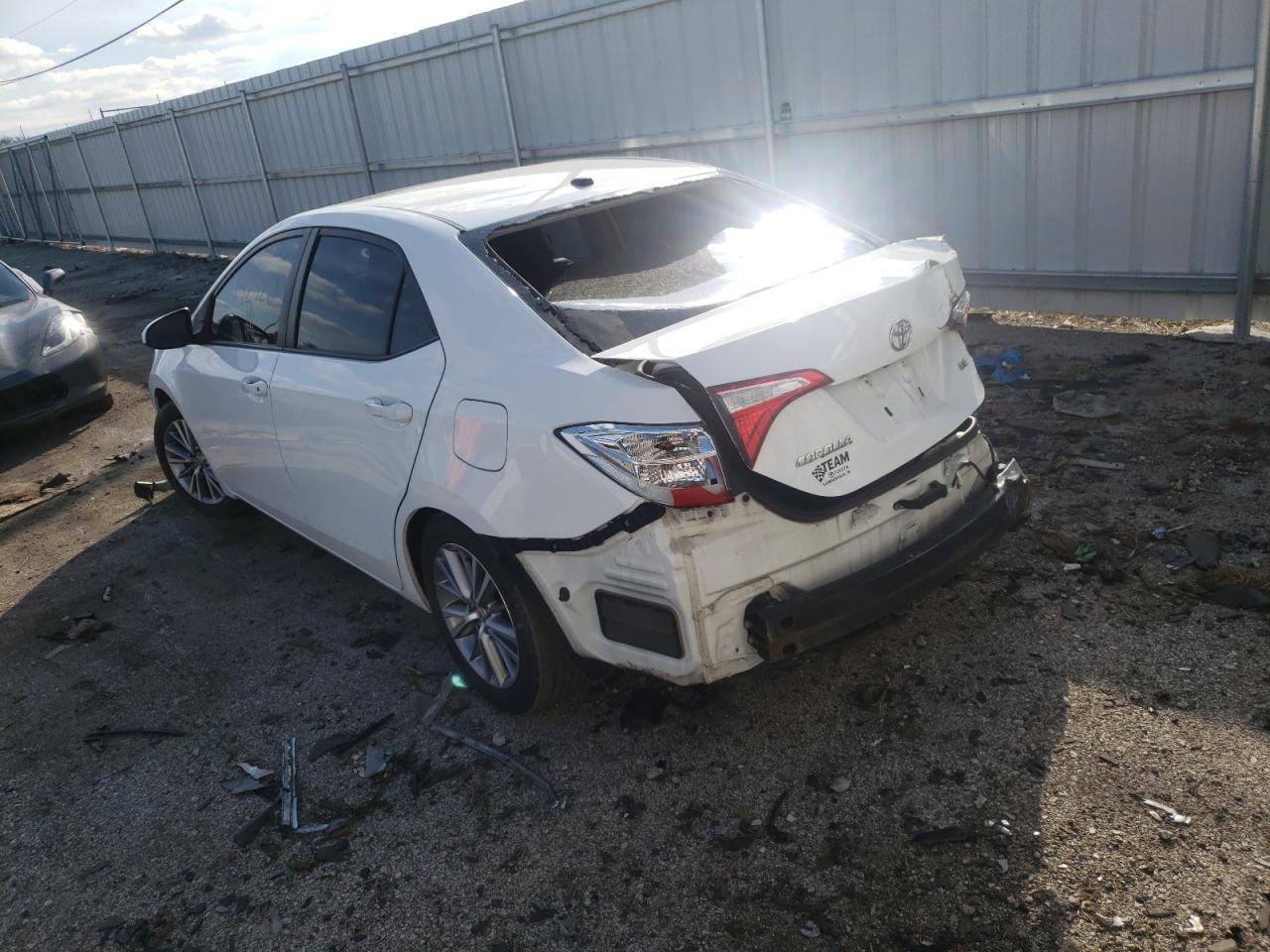 Photo 3 from auction – 2015 TOYOTA COROLLA L with VIN 5YFBURHE9FP229857