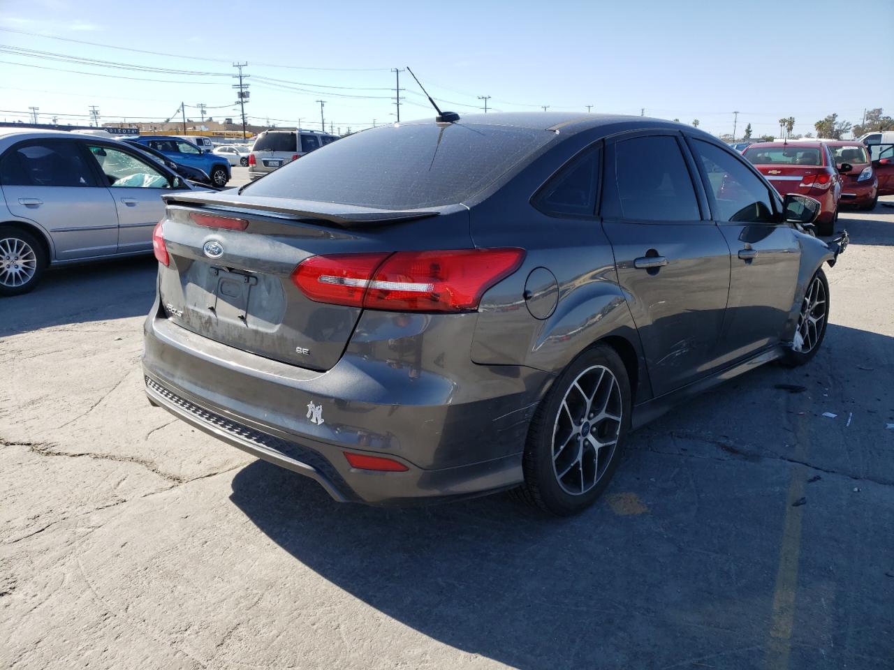 Photo 4 from auction – 2016 FORD FOCUS SE with VIN 1FADP3F21GL258436