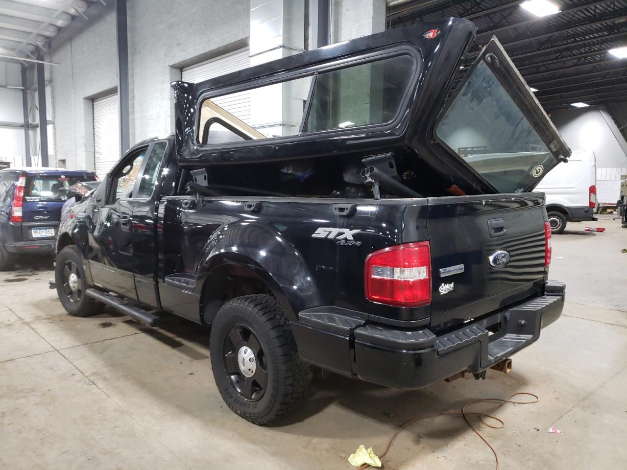 Photo 3 from auction – 2006 FORD F150 with VIN 1FTRF04W46KC58992
