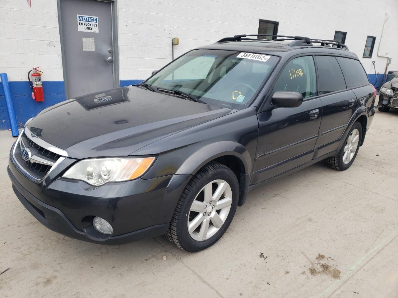 Photo 2 from auction – 2008 SUBARU OUTBACK 2. with VIN 4S4BP62C787358015