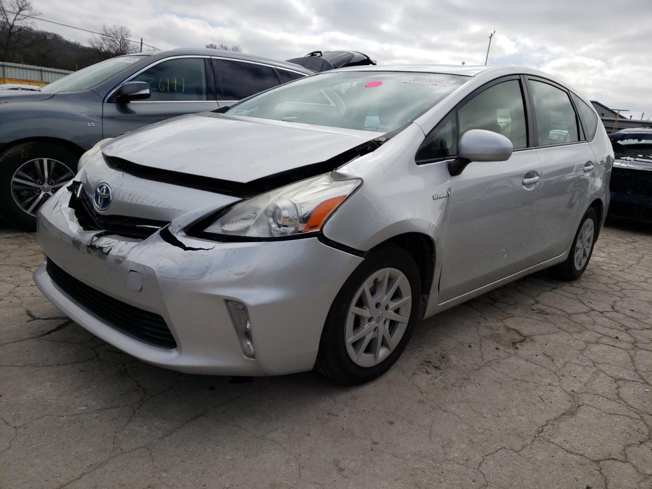 Photo 2 from auction – 2013 TOYOTA PRIUS V with VIN JTDZN3EU7D3224330