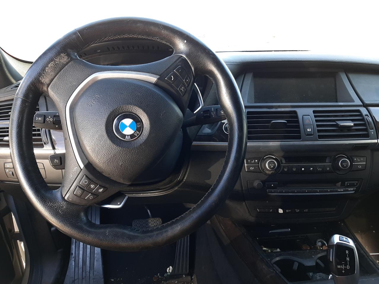 Photo 9 from auction – 2012 BMW X5 XDRIVE5 with VIN 5UXZV8C55CL425889