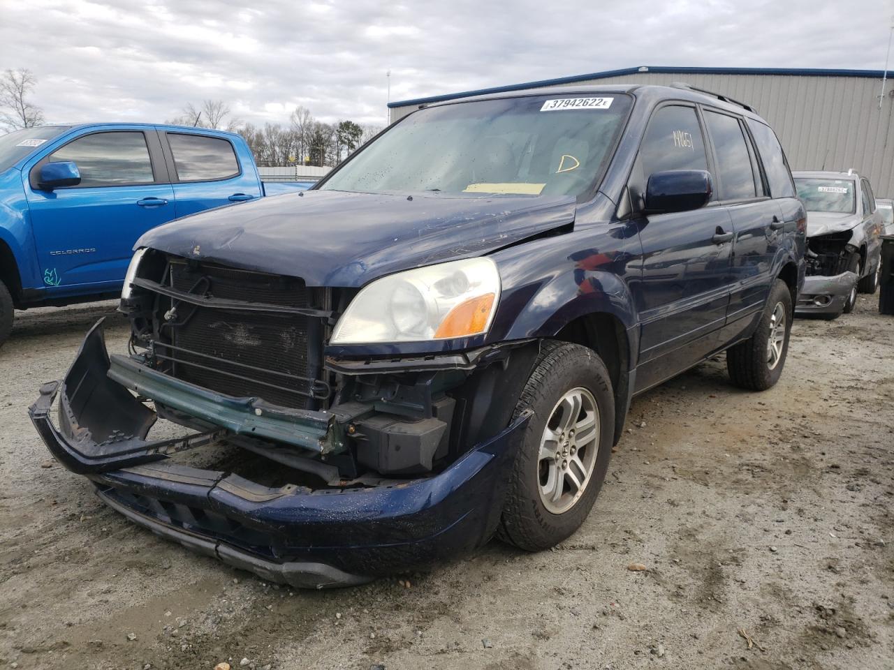 Photo 2 from auction – 2004 HONDA PILOT EXL with VIN 2HKYF18594H555030