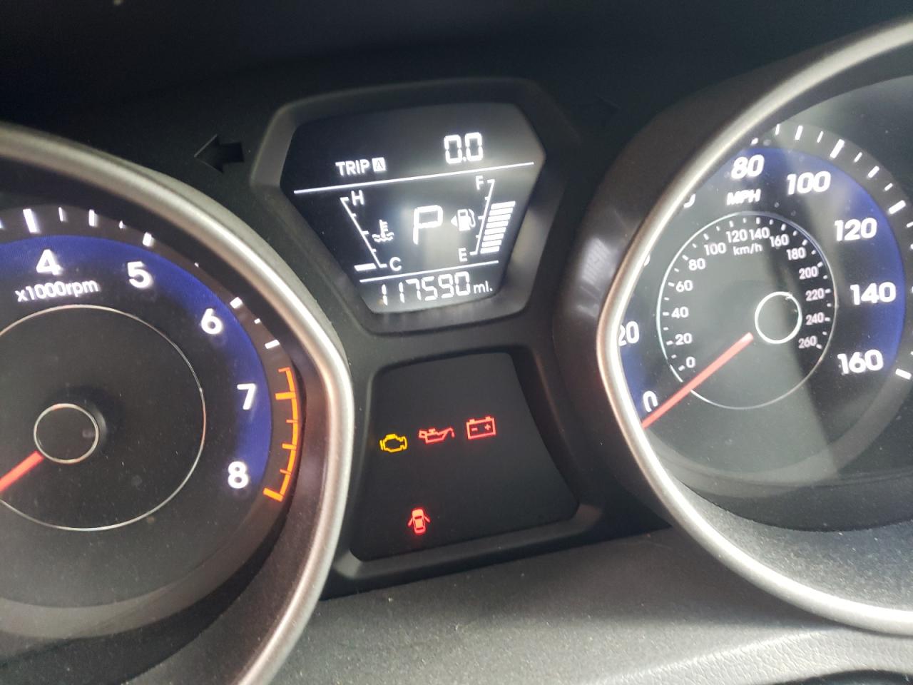 Photo 8 from auction – 2016 HYUNDAI ELANTRA SE with VIN 5NPDH4AE2GH659142