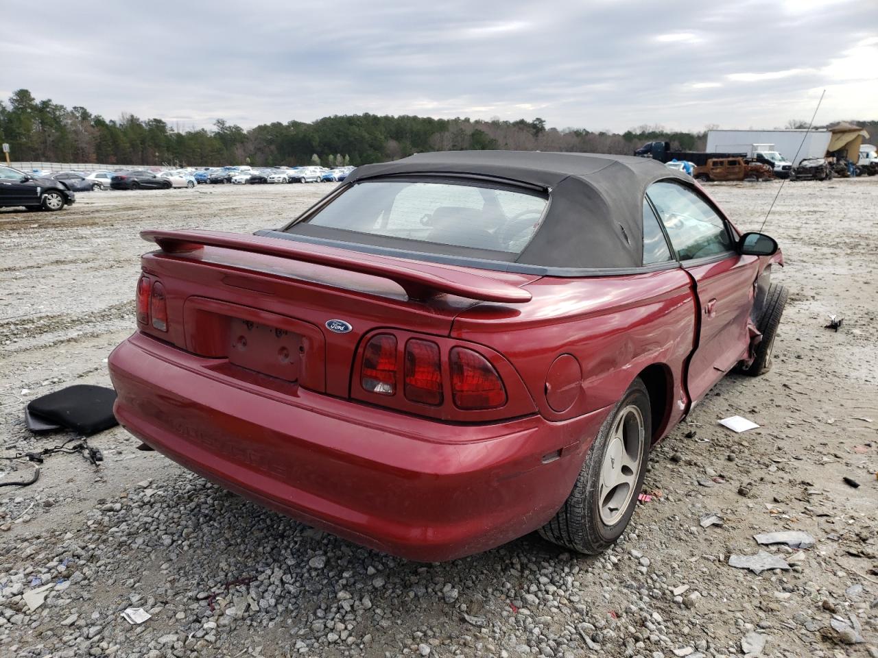 Photo 4 from auction – 1998 FORD MUSTANG with VIN 1FAFP4448WF163159