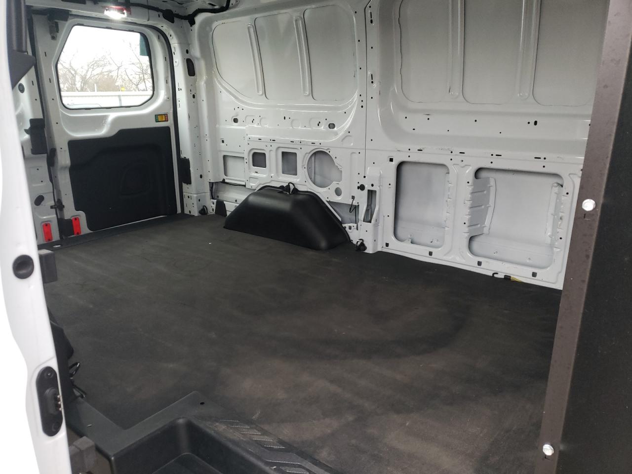 Photo 6 from auction – 2019 FORD TRANSIT T- with VIN 1FTYE1YM7KKA67123