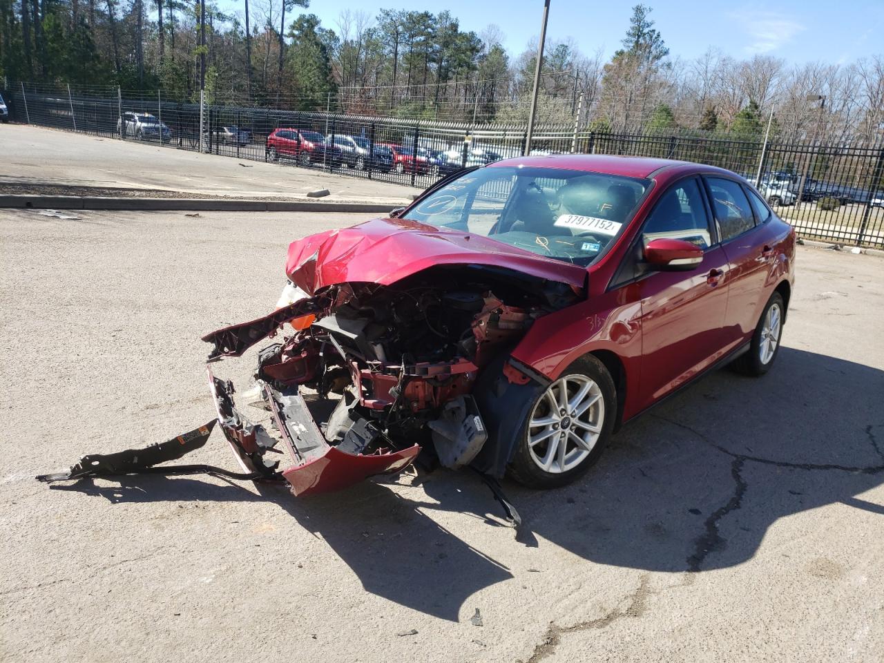 Photo 2 from auction – 2015 FORD FOCUS SE with VIN 1FADP3F2XFL378721