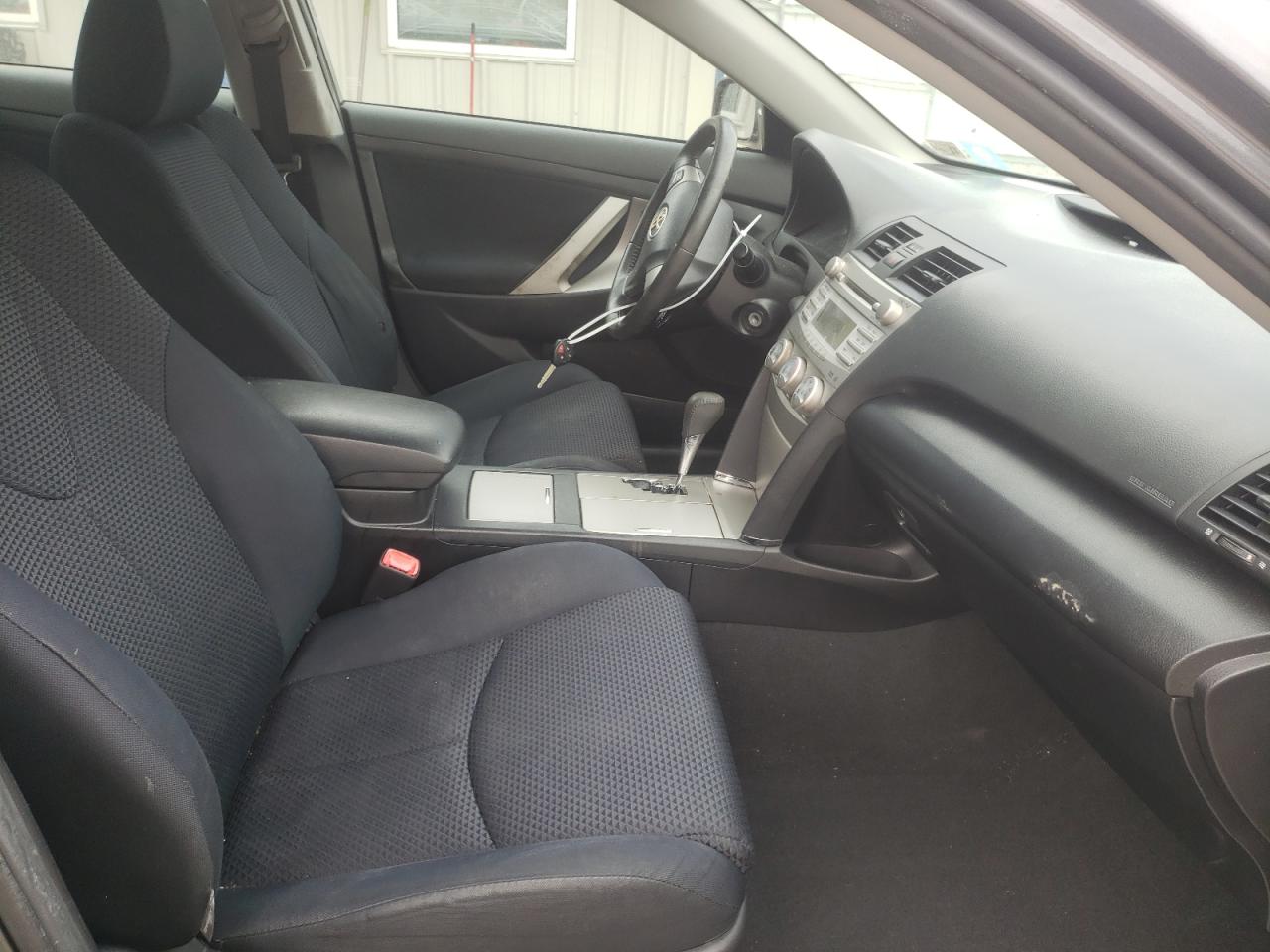 Photo 5 from auction – 2011 TOYOTA CAMRY BASE with VIN 4T1BF3EK6BU609104