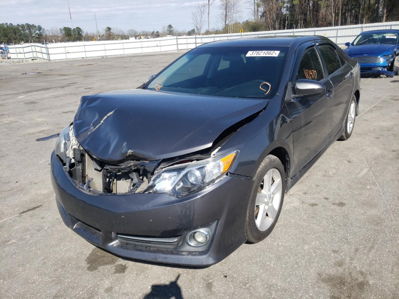 Photo 2 from auction – 2014 TOYOTA CAMRY L with VIN 4T1BF1FK0EU828910